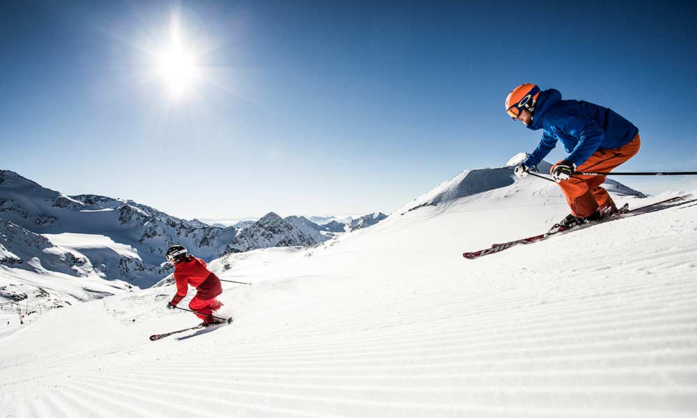 Frühlingsangebot Skiurlaub am Stubaier Gletscher Hotel Almhof Danler Hotel in Neustift Stubaital Tirol